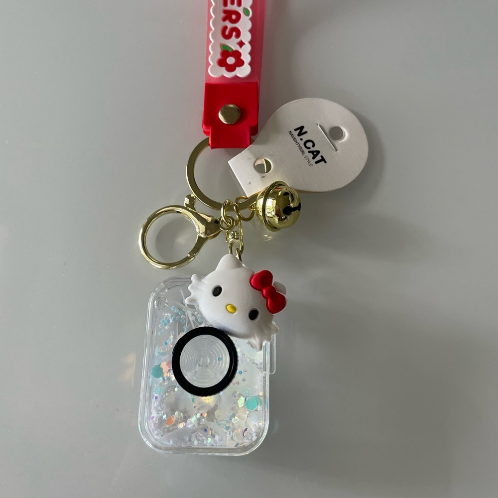 Hello Kitty keychain *NWT*